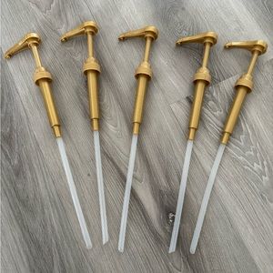 5 Torani coffee syrup pumps new